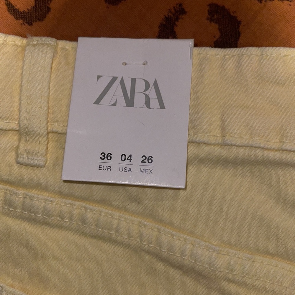 ZARA HIGH RISE SHORTS - Picture 3 of 8
